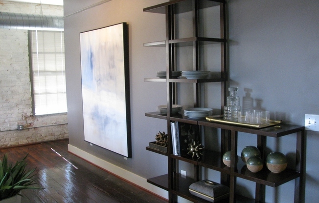 2 beds, 1.5 baths, 1,300 sqft, $1,995, Unit 440