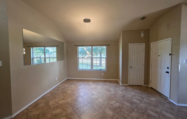 12112 LAMINGTON DR