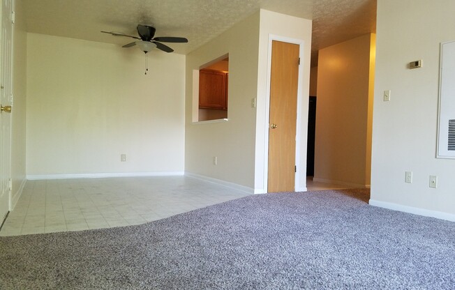 2 beds, 2 baths, 900 sqft, $1,050, Unit 258