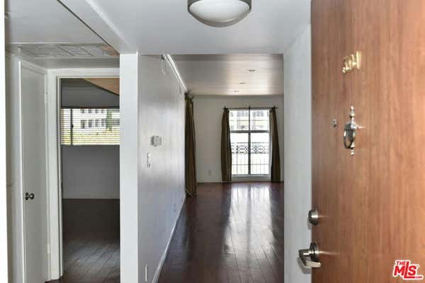 1 bed, 1 bath, 777 sqft, $2,350, Unit 301