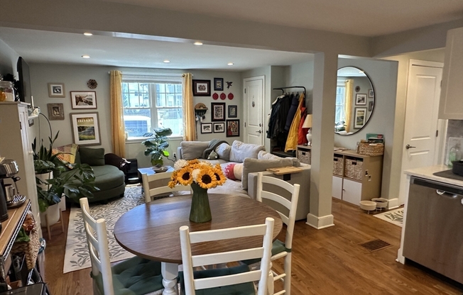6 Hazelmere Rd.
