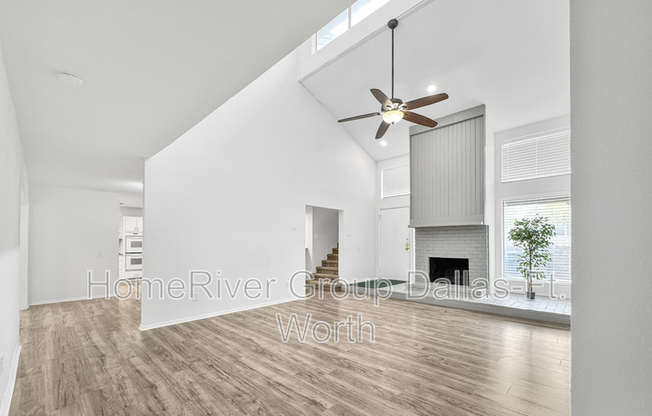 5522 WILLOW CIR
