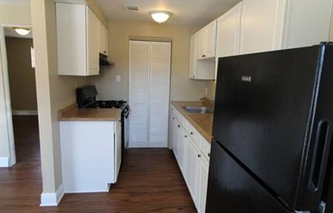 812-906 Turtle Way