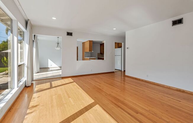 Charming 4-Bedroom 2-Bathroom Home in Santa Clara