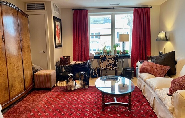2 beds, 2 baths, 904 sqft, $3,195, Unit 202