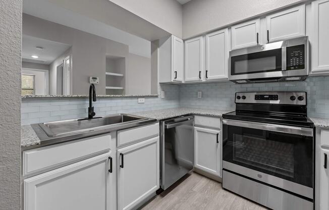 2 beds, 2 baths, 1,042 sqft, $1,665