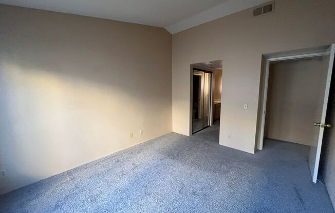 2 beds, 2.5 baths, $3,300, Unit Unit 106