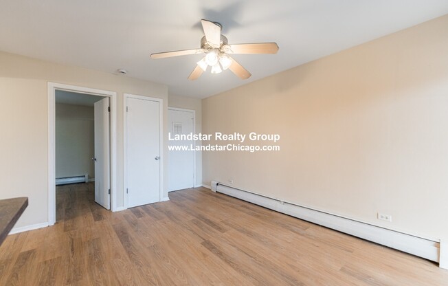 6151 West THORNDALE Avenue