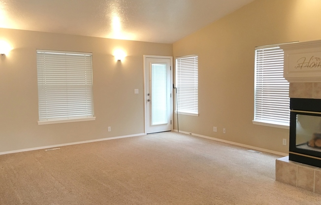 3 beds, 2 baths, $2,195