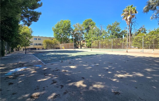 7641 RESEDA BLVD