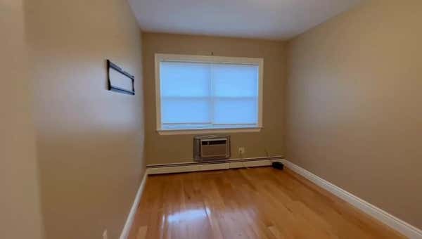 57 32 136 ST