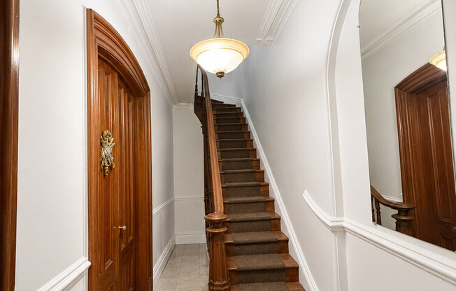 221 CUMBERLAND ST