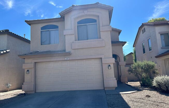 Spacious 3 Bedroom home in Crystal Gardens Lake Community