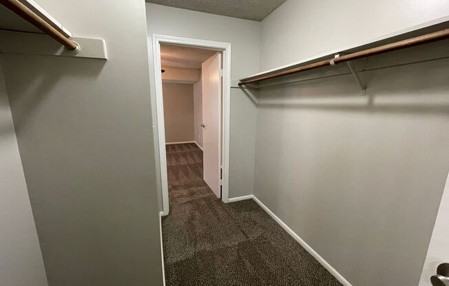 1 bed, 1 bath, 754 sqft, $1,125, Unit 8705-204