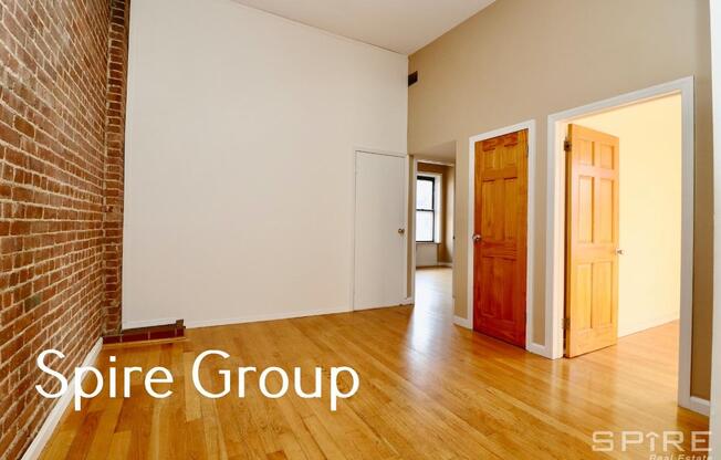 3 beds, 1 bath, $5,000, Unit 4E