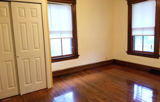 108 BUNKER AVE