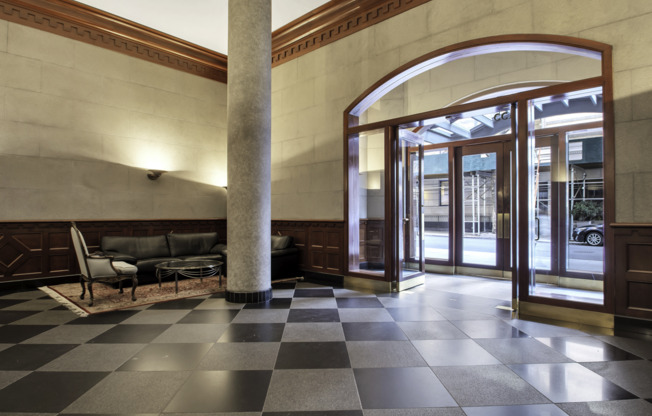 155 W 70 ST