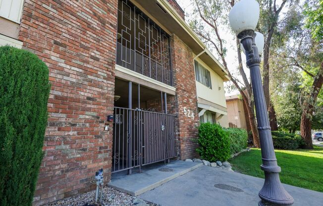 Silverwood Apartments (524)