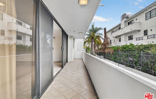 3 beds, 4 baths, 2,426 sqft, $6,995, Unit 309