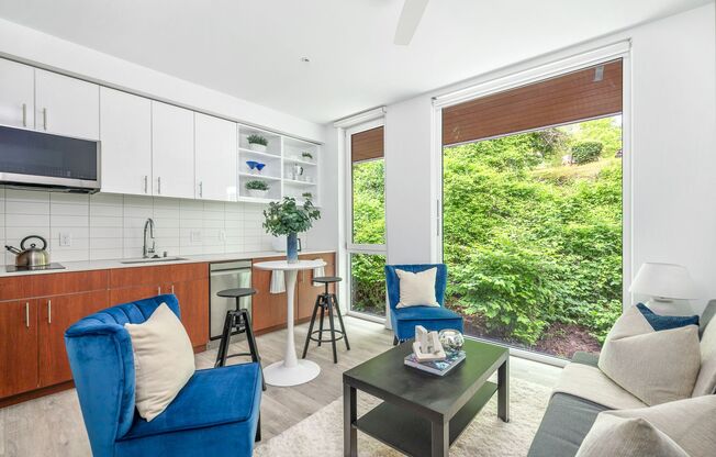 Studio, 1 bath, 303 sqft, $1,149, Unit 213-MFTE