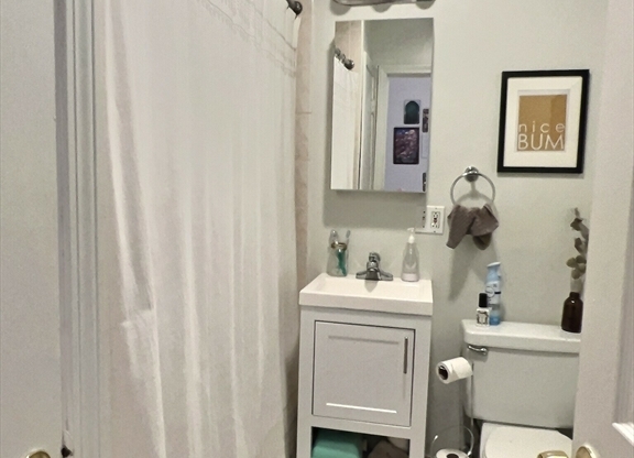 Studio, 1 bath, $2,100, Unit 12
