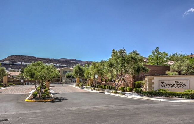 3 beds, 3 baths, $6,995