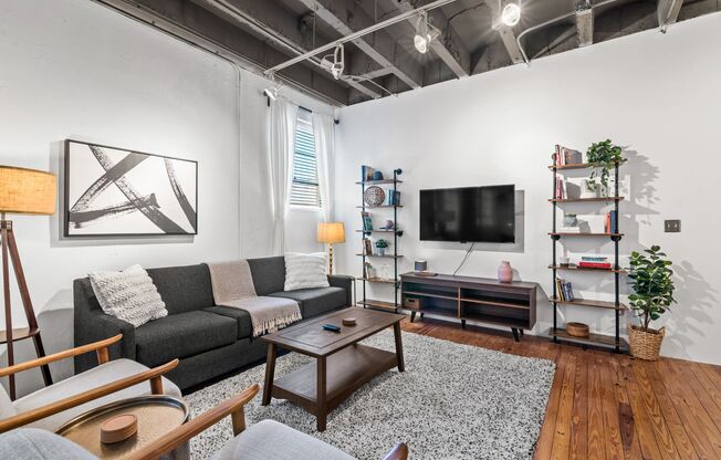 900 Peachtree Lofts