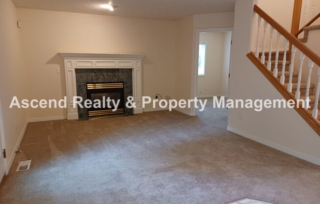 4 beds, 2.5 baths, $3,260