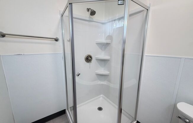 Studio, 1 bath, $1,350, Unit 32