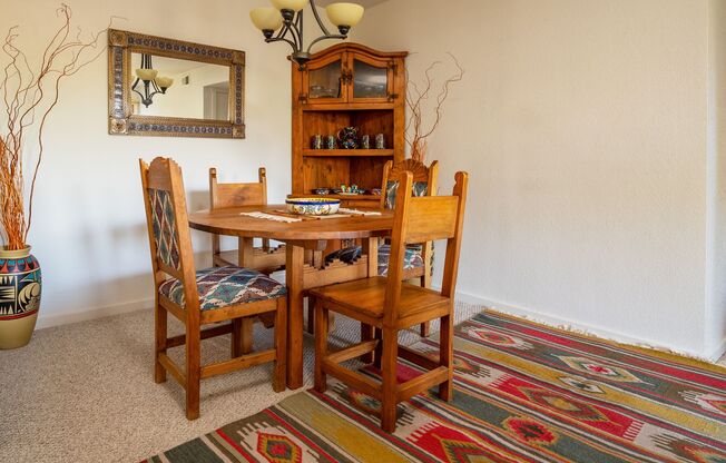 1 bed, 1 bath, $1,800, Unit UNIT 40