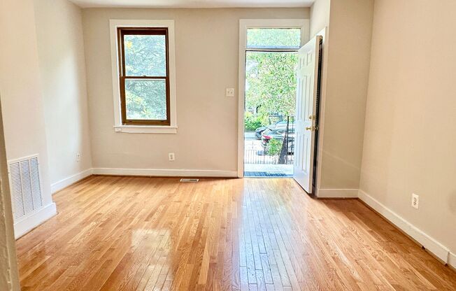3 bed 2 bath - Parking!!!  Pets Welcome!!!