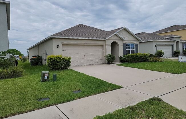 Beautiful Waterfront Home at Westside Murano in Kissimmee