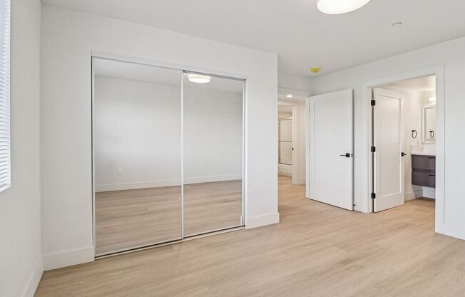 2 beds, 2 baths, $3,595, Unit 212