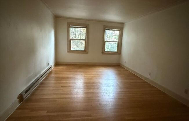 1 bed, 1 bath, 850 sqft, $1,825, Unit 108