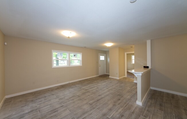 Completely remodeled 3 bed 1 bath home ready for a new tenant. Apply today and get approved for a showing.