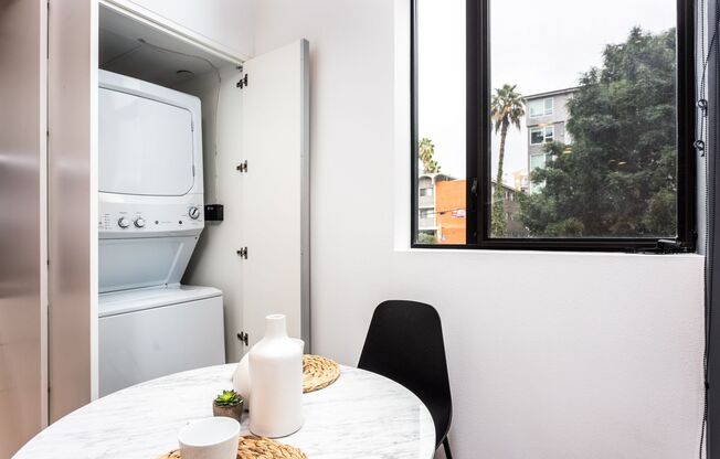 1 bed, 1 bath, 733 sqft, $2,895, Unit 219