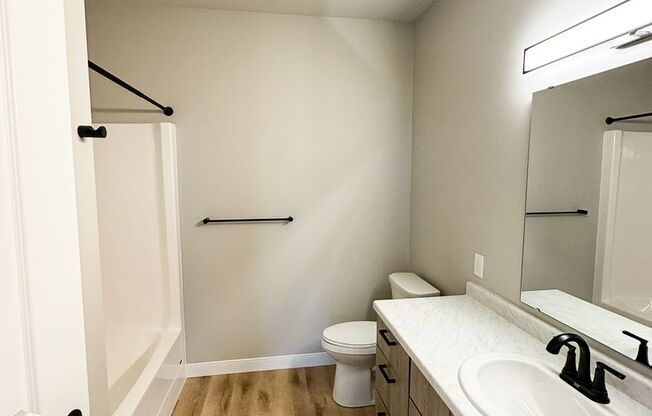 3 beds, 2 baths, 1,409 sqft, $1,975, Unit C301