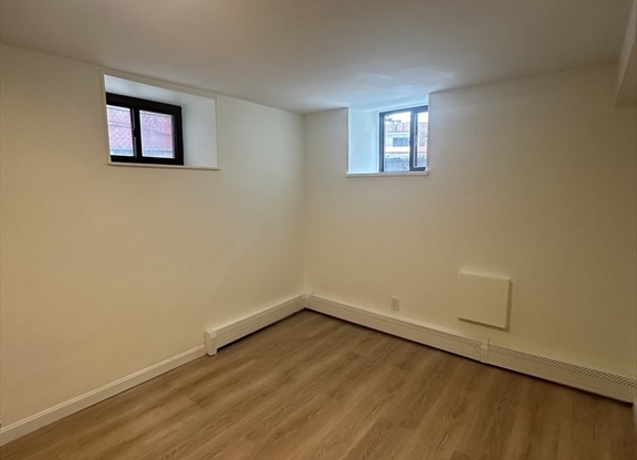 32 REEDSDALE # D