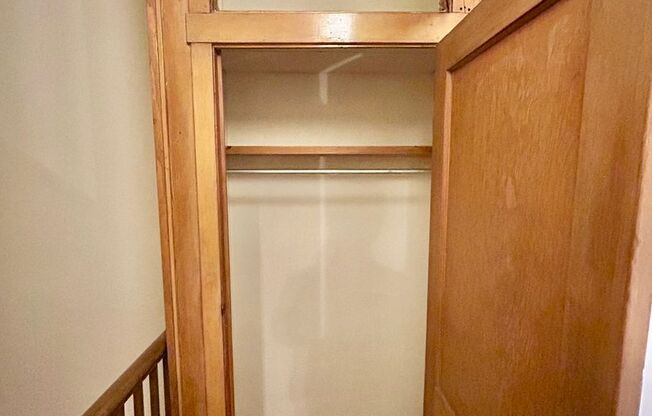 1 bed, 1 bath, 475 sqft, $2,370, Unit 233-122