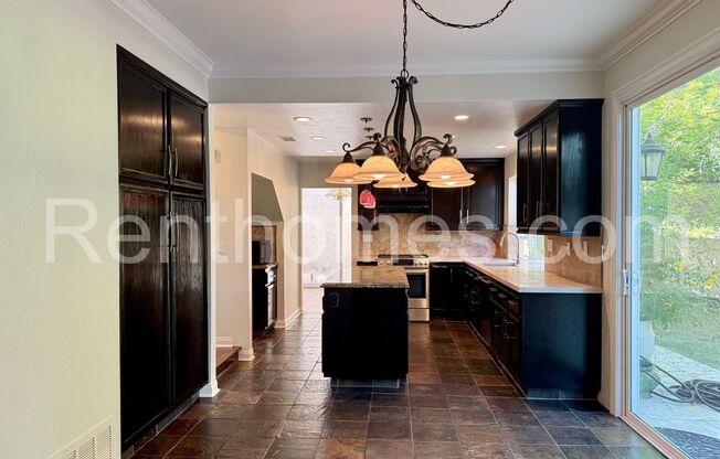 Carmel Mt Ranch, 14474 Rutledge Sq, Gated Development, Community Pool and Spa, AC, 2 Car Garage with Opener.