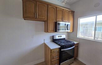 1 bed, 1 bath, $1,895, Unit 15