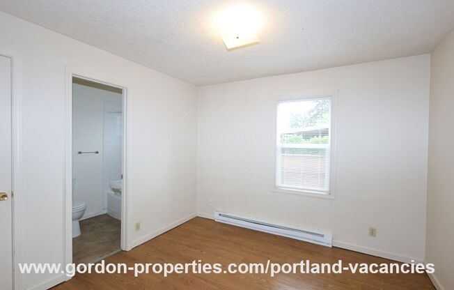 1 bed, 1 bath, $1,195, Unit 8432