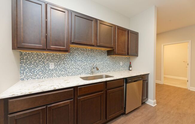 1 bed, 1 bath, 841 sqft, $1,600, Unit 401