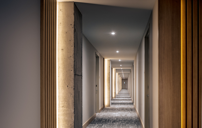 2 beds, 2 baths, $8,500, Unit 9AV