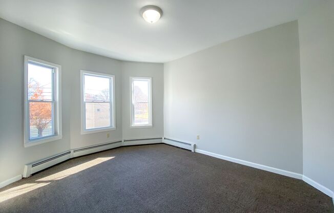 2 beds, 1 bath, 851 sqft, $1,500, Unit 2S