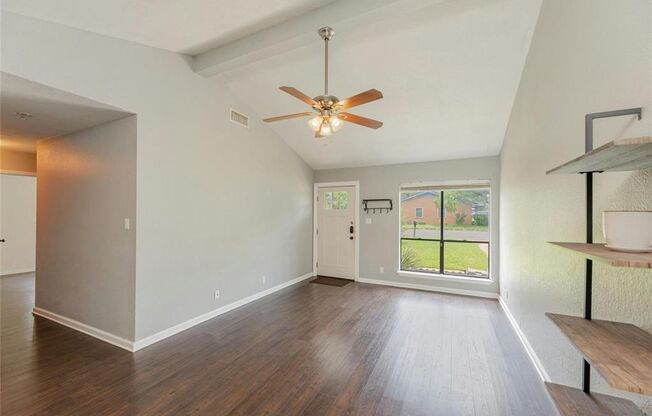 Charming 3-Bedroom Home for Lease in Old Town Georgetown