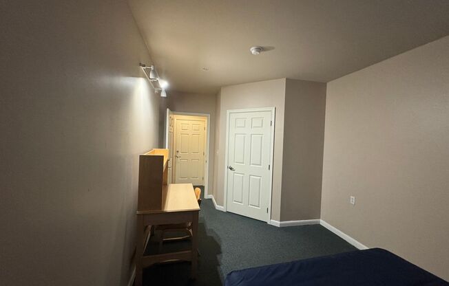 2 beds, 2 baths, $1,358, Unit T701 - B