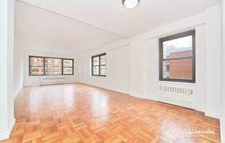 2 beds, 2 baths, 1,200 sqft, $7,700, Unit 8B