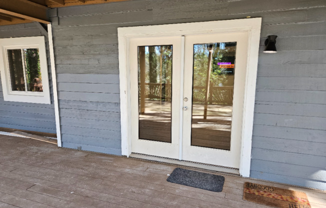 30076 ROSWELL GDNS