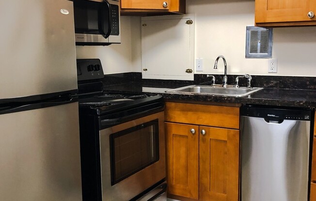 Mercer Vista Apartments